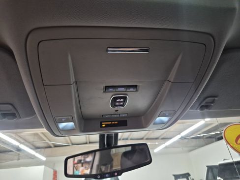 Used 2016 GMC Sierra 1500 SLE w/ SLE Value Package image 33