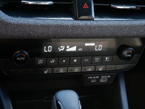 Certified 2026 Subaru Outback Limited AWD/4WD image 23