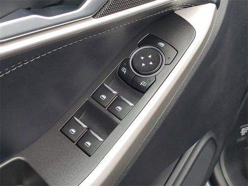 Certified 2023 Ford Explorer XLT image 10