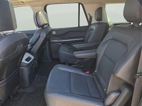 New 2026 Lincoln Navigator L Reserve image 11