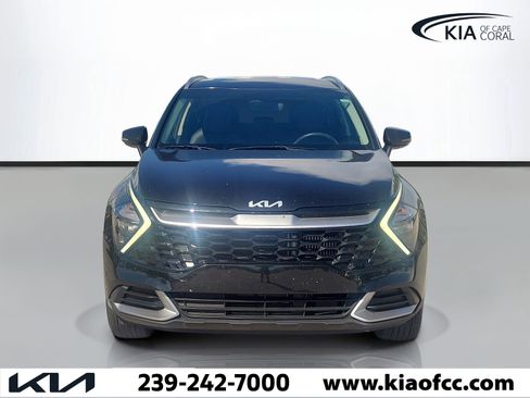 Certified 2023 Kia Sportage EX AWD/4WD image 2