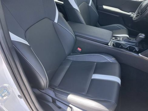Used 2025 Toyota Camry SE FWD image 23