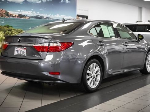 Used 2013 Lexus ES 300h 300h image 6