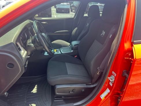 Used 2022 Dodge Charger Scat Pack RWD image 8