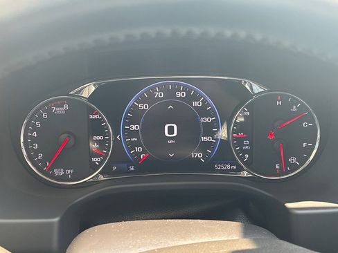 Used 2022 GMC Acadia Denali w/ Denali Ultimate Package FWD image 17