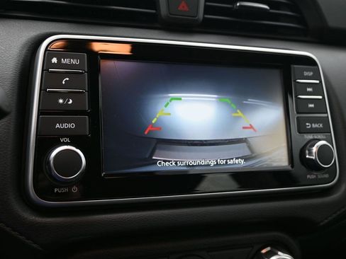 Used 2025 Nissan Versa S w/ Trunk Package image 20