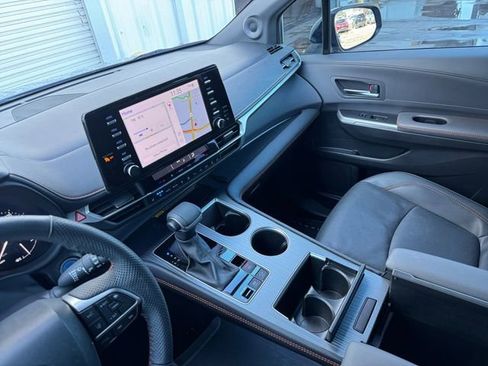 Used 2024 Toyota Sienna XSE image 12