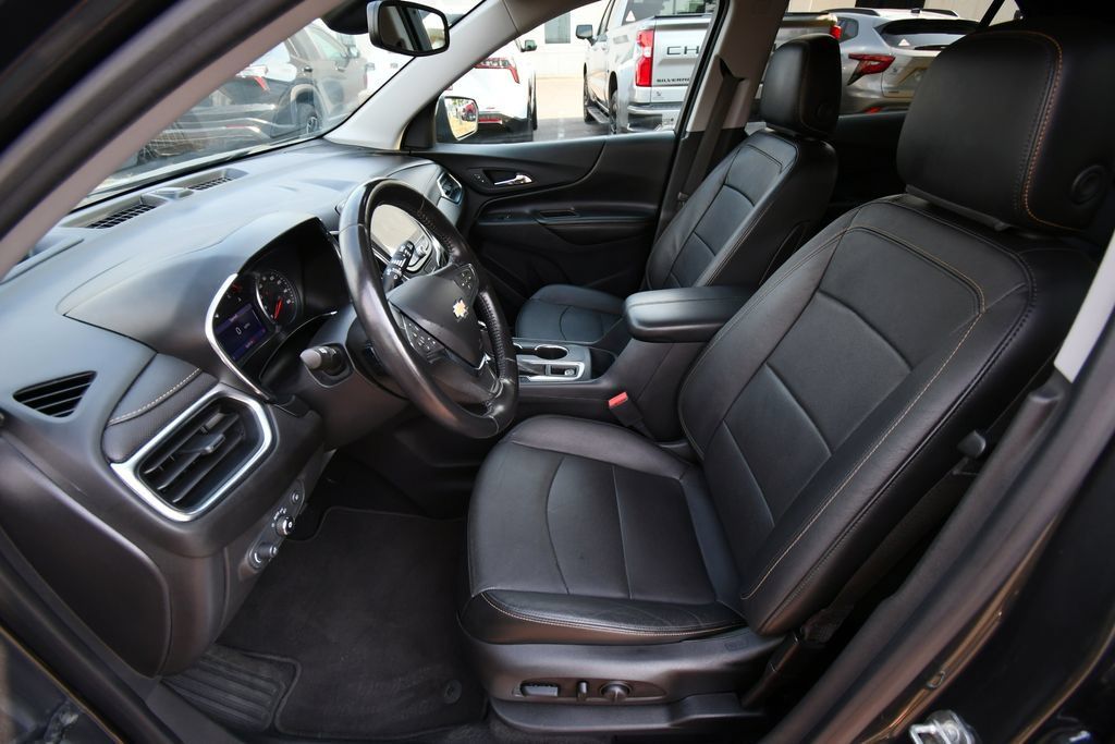 Used 2020 Chevrolet Equinox Premier AWD/4WD image 16