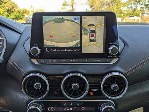 Used 2021 Nissan Sentra SR w/ SR Premium Package image 25