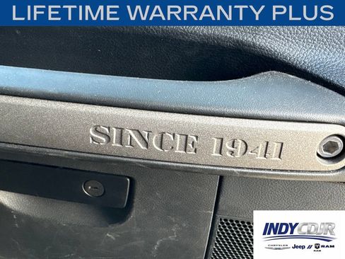 Used 2017 Jeep Wrangler Sport AWD/4WD image 12