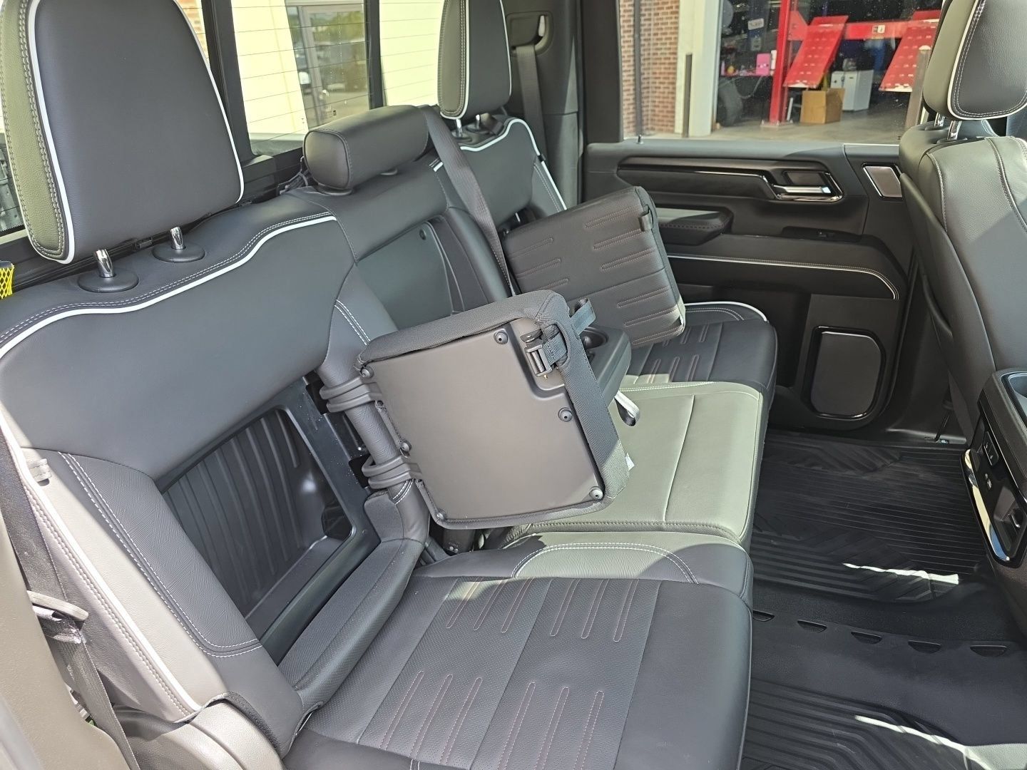 Used 2025 GMC Sierra 2500 AT4X w/ AT4X AEV Edition AWD/4WD image 24