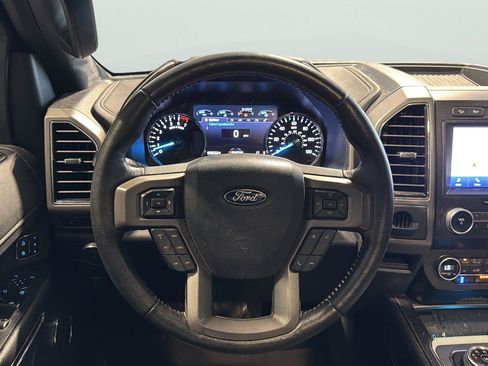 Used 2020 Ford Expedition XLT w/ Equipment Group 202A AWD/4WD image 12