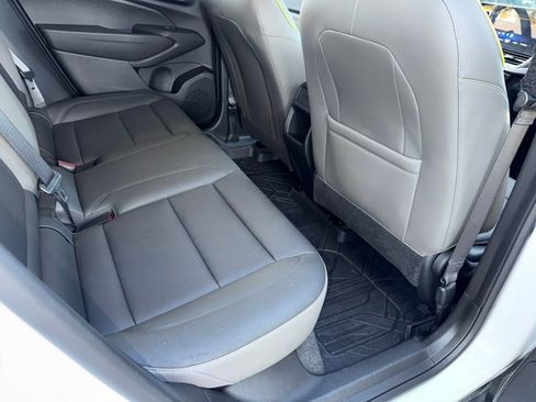 Used 2024 Chevrolet Trax ACTIV w/ Driver Confidence Package FWD image 45