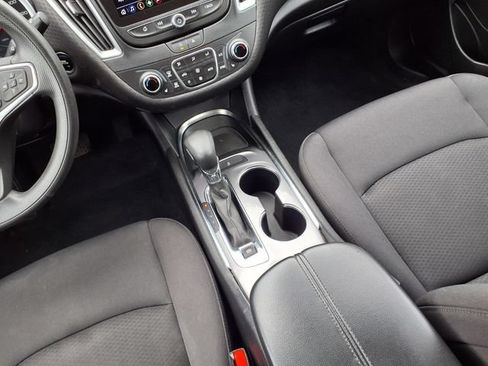 Used 2023 Chevrolet Malibu LT FWD image 10