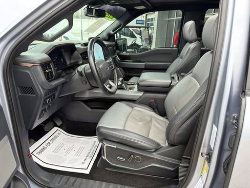 Used 2022 Ford F150 Lightning Lariat w/ Equipment Group 511A High image 17