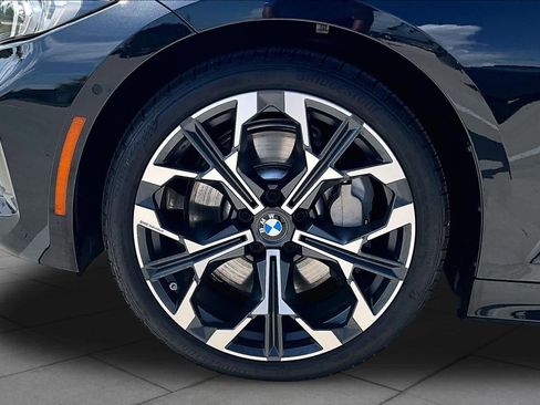 Used 2025 BMW 330i Sedan RWD image 10