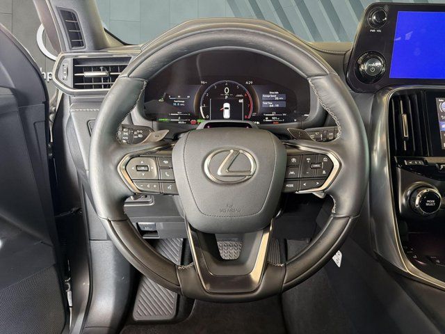 Certified 2025 Lexus LX 700h Luxury AWD/4WD image 14