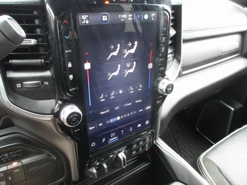 Used 2024 RAM 3500 Laramie w/ Night Edition image 29