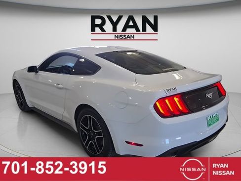 Used 2023 Ford Mustang Coupe RWD image 3