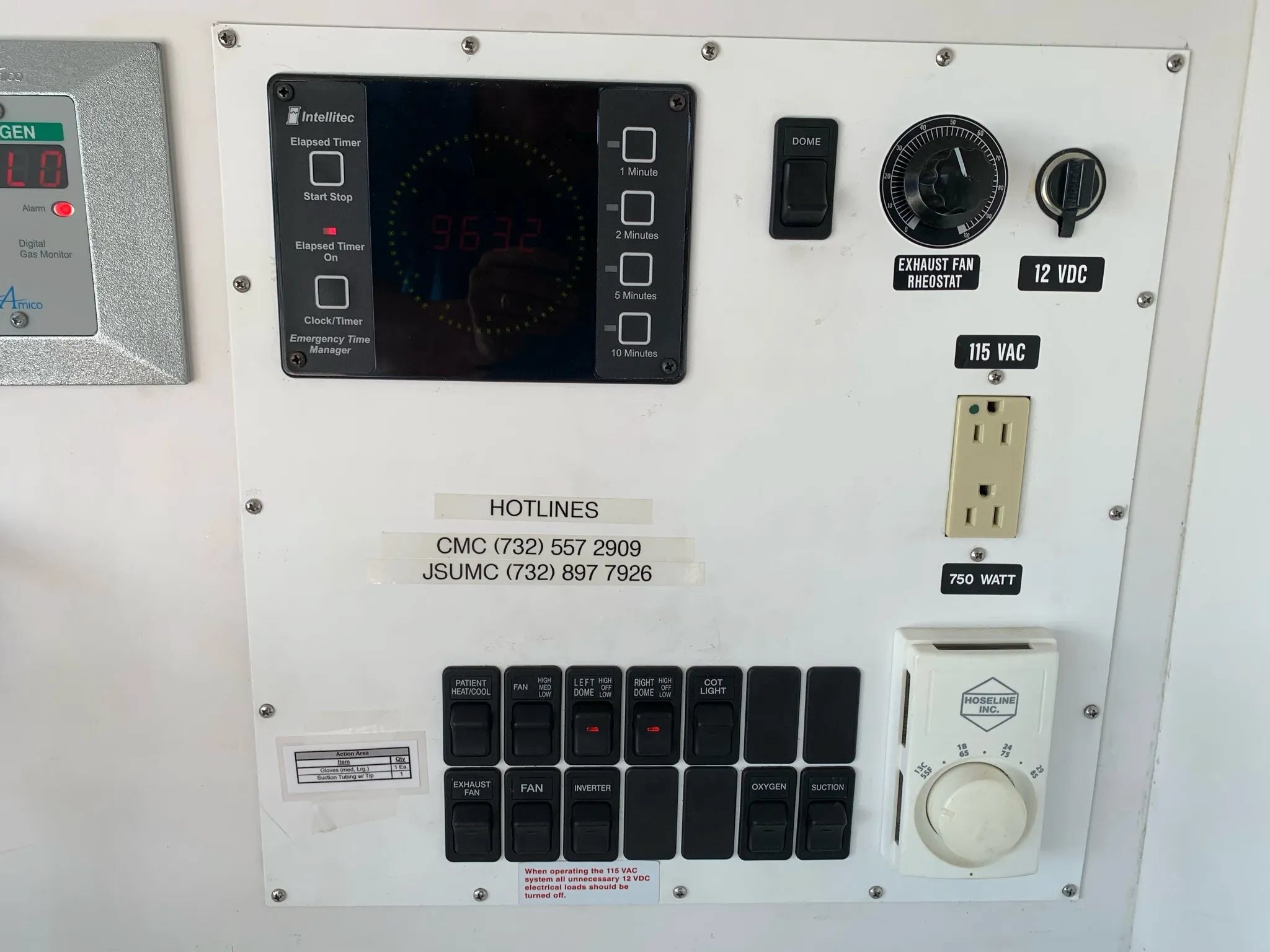 Used 2014 Chevrolet Express 4500 w/ Ambulance Package RWD image 63