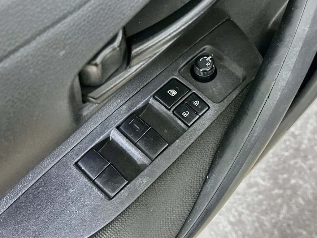 Used 2023 Toyota Corolla LE FWD image 21