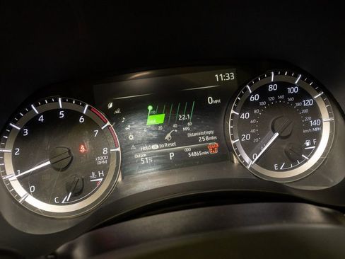 Used 2024 Toyota Highlander XLE image 20