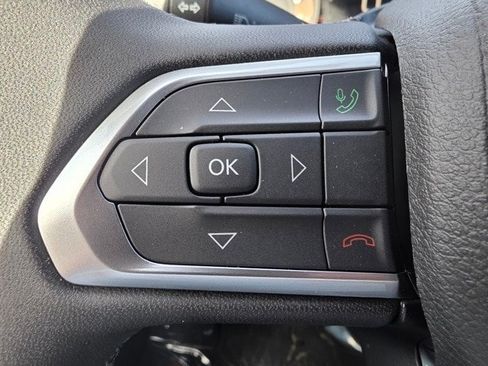 New 2026 Jeep Compass Latitude image 12