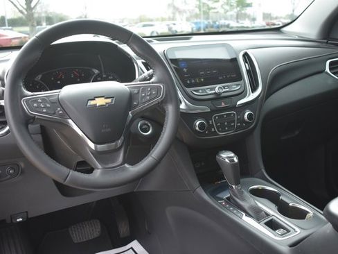 Used 2021 Chevrolet Equinox Premier image 18