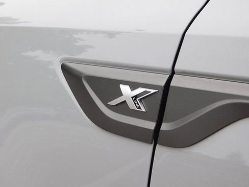 Used 2022 Kia Sorento S w/ Panoramic Sunroof Package image 15