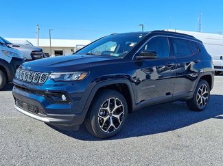 New 2026 Jeep Compass Limited video 2