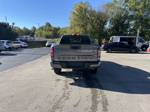 New 2026 Nissan Frontier SV w/ Tow Package image 9