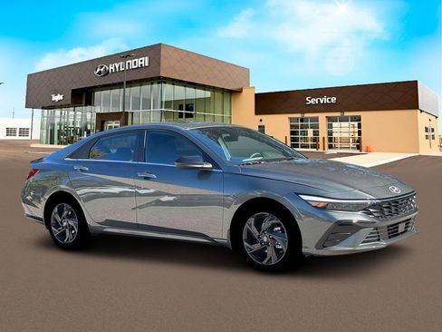 New 2026 Hyundai Elantra SEL Sport Premium FWD image 10