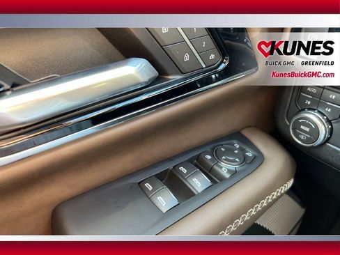 New 2026 GMC Yukon XL Denali Ultimate AWD/4WD image 21