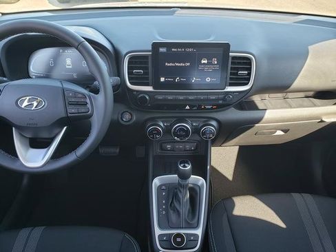 New 2026 Hyundai Venue SEL image 9
