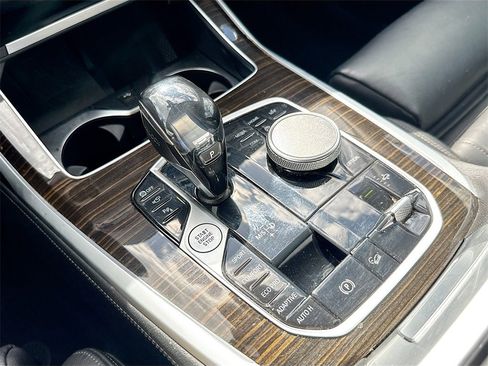 Used 2021 BMW X7 xDrive40i w/ Premium Package image 18