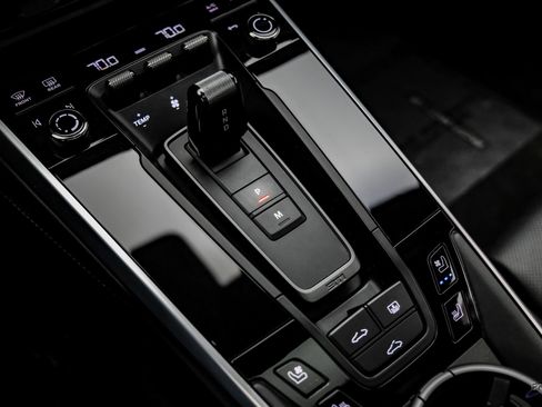 Used 2020 Porsche 911 Carrera 4S image 54