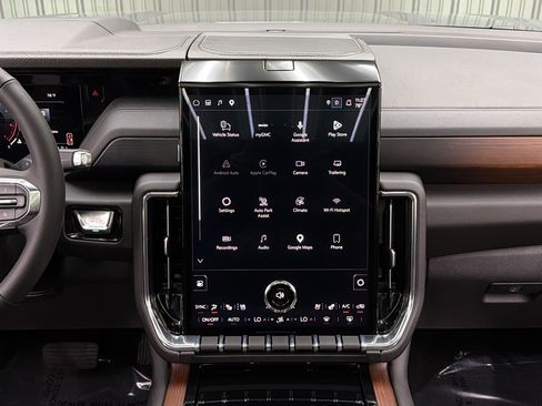 Used 2026 GMC Yukon Denali w/ Sun & Power Step Package AWD/4WD image 27