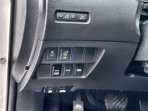 Used 2017 Nissan Rogue S image 28