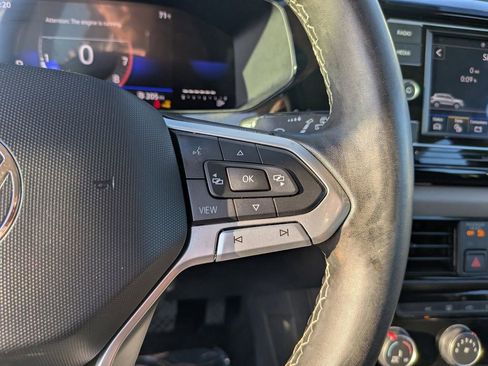 Certified 2023 Volkswagen Taos S FWD image 27