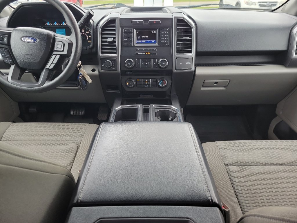 Used 2017 Ford F150 XLT AWD/4WD image 14
