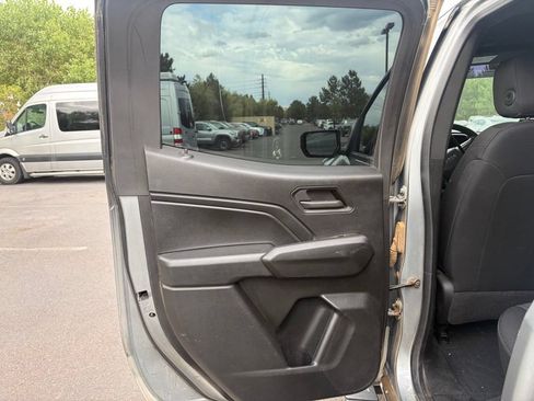 Used 2024 Chevrolet Colorado Trail Boss w/ Advanced Trailering Package AWD/4WD image 17