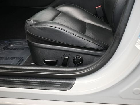 Used 2022 Kia Stinger GT-Line w/ Sun & Sound Package image 16