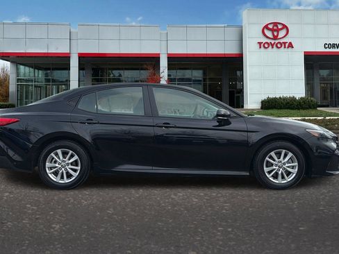 Certified 2025 Toyota Camry LE image 3