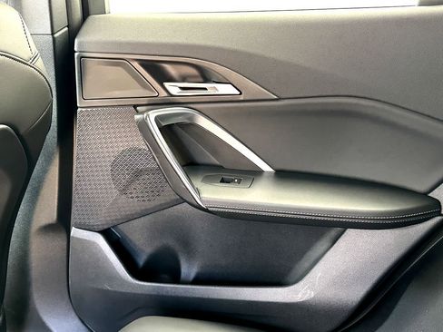 Certified 2025 BMW X2 xDrive28i image 20