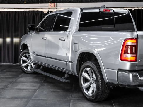 Used 2019 RAM 1500 Limited w/ Advanced Safety Group AWD/4WD image 14