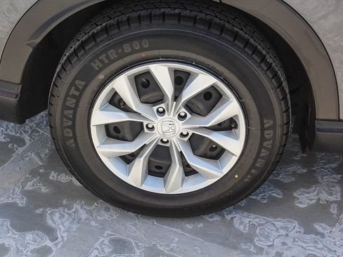 Certified 2025 Honda CR-V LX image 9