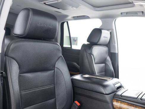 Used 2017 GMC Yukon Denali w/ Open Road Package image 30