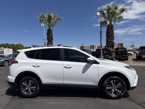 Used 2018 Toyota RAV4 XLE w/ Plus Extra Value Package FWD image 7