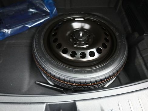 Used 2025 Chevrolet TrailBlazer LT image 14