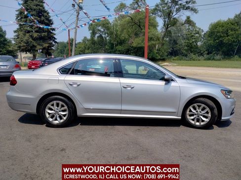 Used 2017 Volkswagen Passat 1.8T S image 6